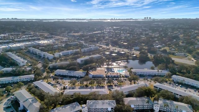 8325 112TH STREET 201, Seminole, FL 33772