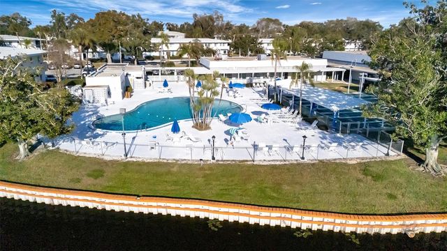 8325 112TH STREET 201, Seminole, FL 33772