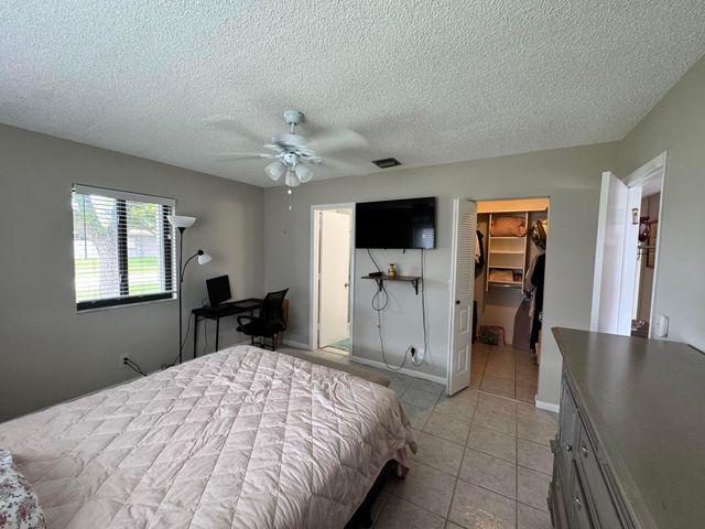 14822 Wildflower Lane, Delray Beach, FL 33446