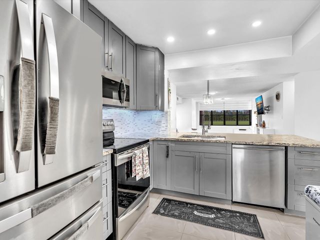 2659 Carambola Circle N 106, Coconut Creek, FL 33066