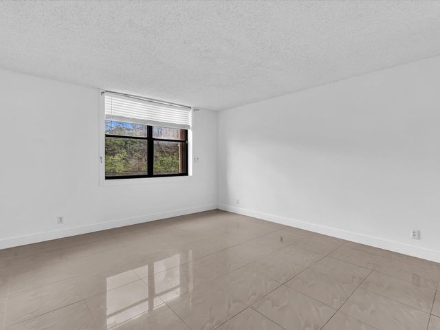2659 Carambola Circle N 106, Coconut Creek, FL 33066