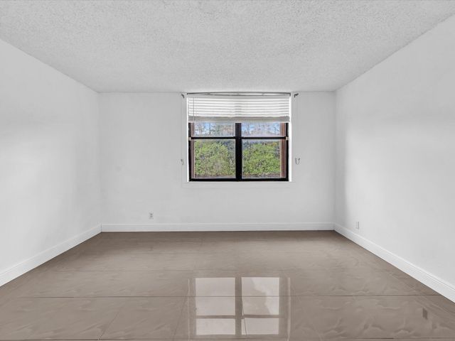 2659 Carambola Circle N 106, Coconut Creek, FL 33066
