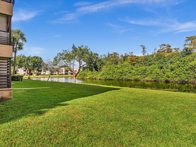 2659 Carambola Circle N 106, Coconut Creek, FL 33066
