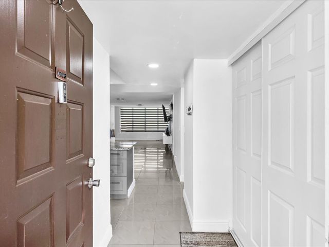 2659 Carambola Circle N 106, Coconut Creek, FL 33066
