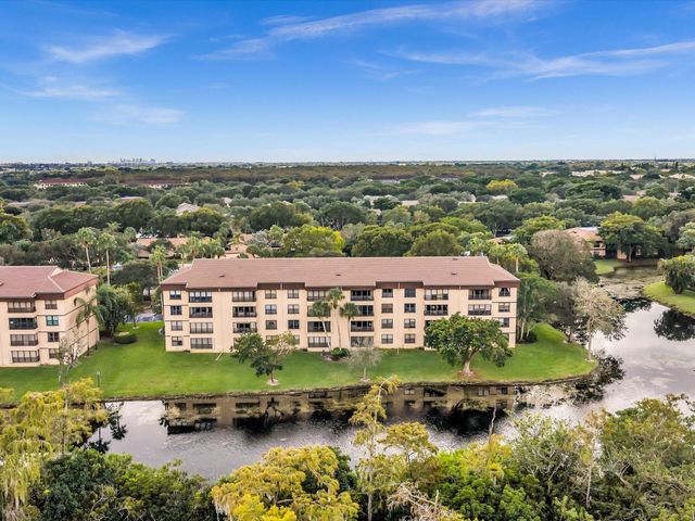 2659 Carambola Circle N 106, Coconut Creek, FL 33066
