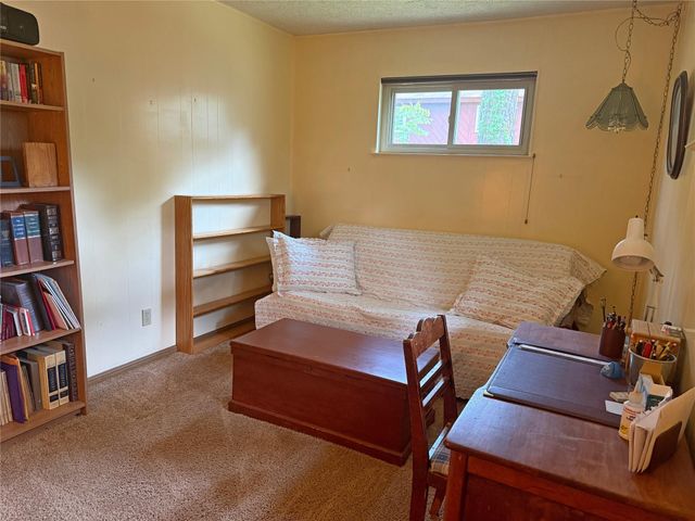 192 Sam Houston Loop, Point Blank, TX 77364