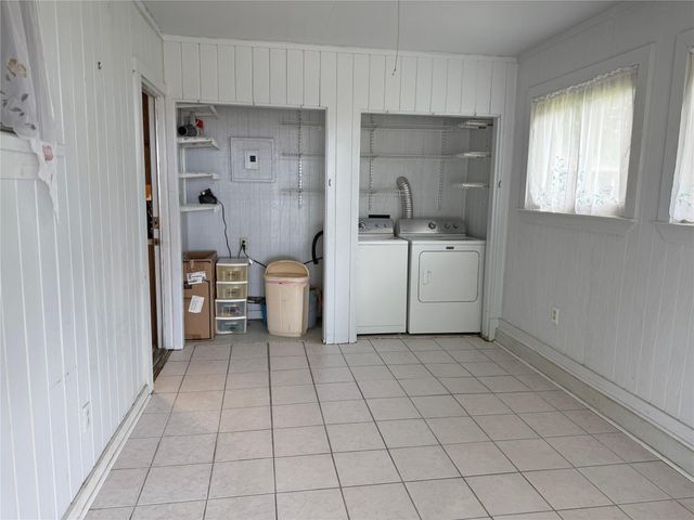 192 Sam Houston Loop, Point Blank, TX 77364