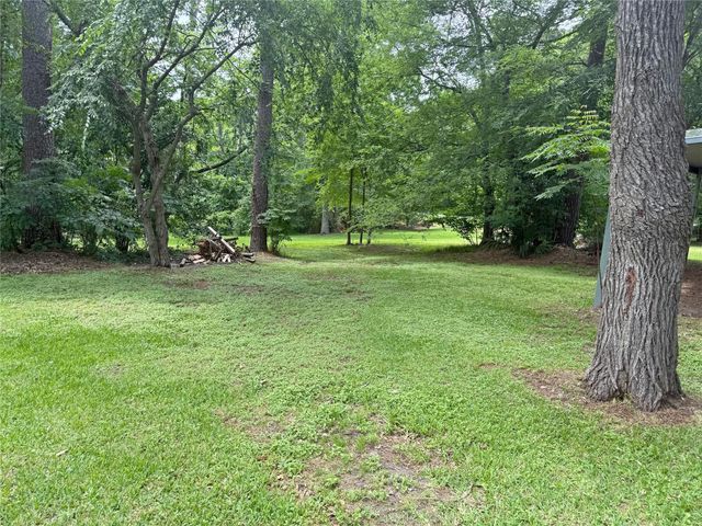 192 Sam Houston Loop, Point Blank, TX 77364