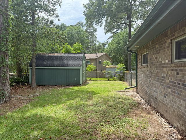 192 Sam Houston Loop, Point Blank, TX 77364