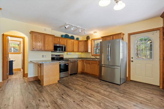 40694 Wall Street, Manhattan Beach, MN 56442