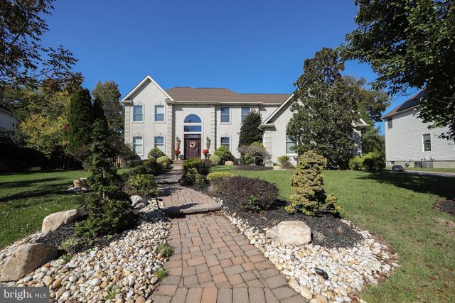 6 VANESSA CT, Cherry Hill, NJ 08003