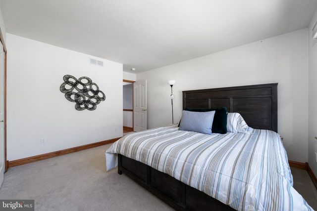 6 VANESSA CT, Cherry Hill, NJ 08003