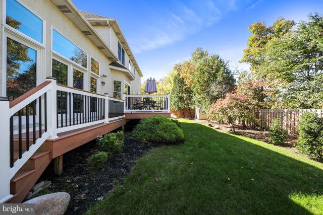 6 VANESSA CT, Cherry Hill, NJ 08003