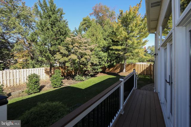 6 VANESSA CT, Cherry Hill, NJ 08003