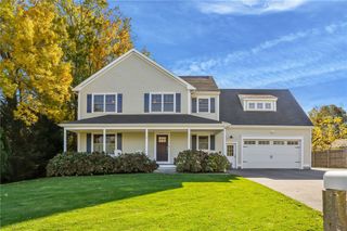 13 Vanderbilt Lane, Portsmouth, RI 02871