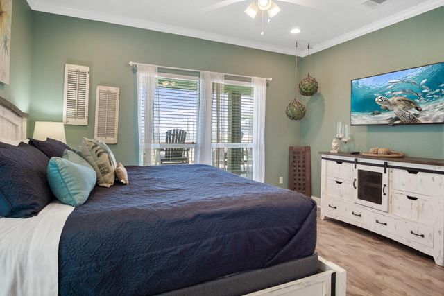 1958 Avenue I, Port Bolivar, TX 77650