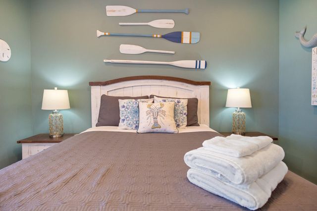 1958 Avenue I, Port Bolivar, TX 77650