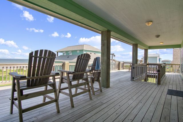 1958 Avenue I, Port Bolivar, TX 77650