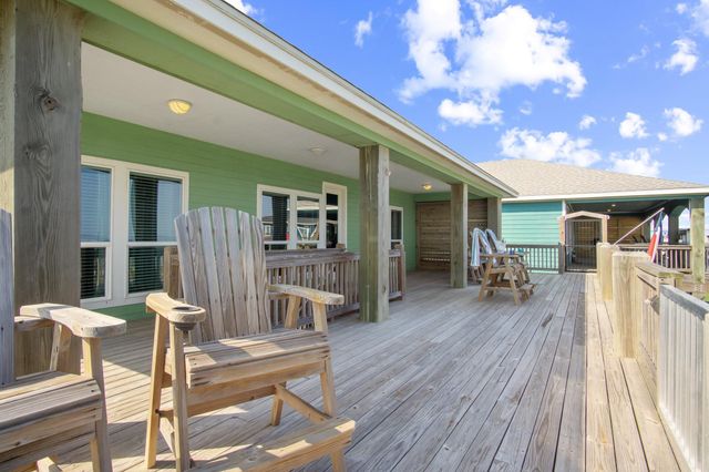 1958 Avenue I, Port Bolivar, TX 77650