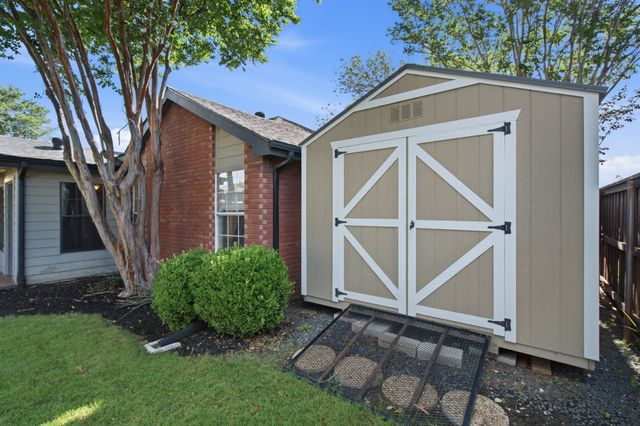 2074 Briarcliff Road, Lewisville, TX 75067