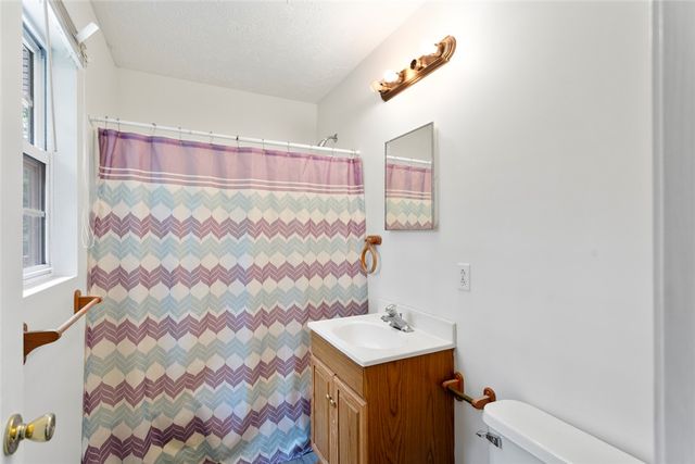 123 Sequayah Drive, Fair Play, SC 29643
