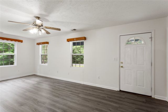 123 Sequayah Drive, Fair Play, SC 29643