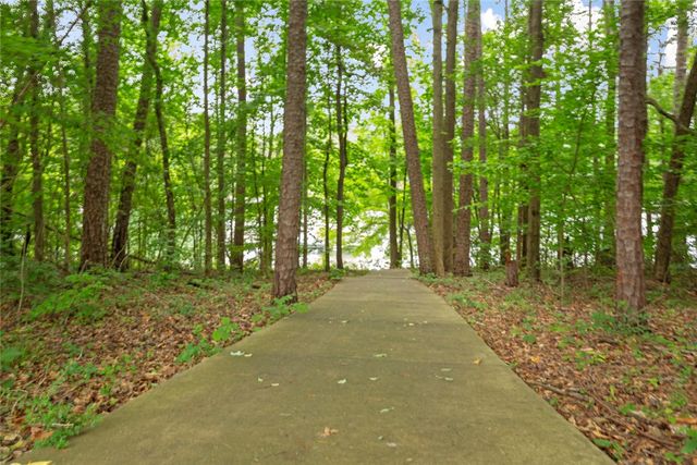 123 Sequayah Drive, Fair Play, SC 29643