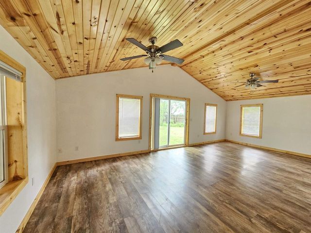 E5897 NORTH SHORE ROAD, Weyauwega, WI 54983