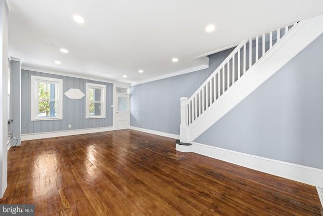 720 POWELL ST, Gloucester City, NJ 08030