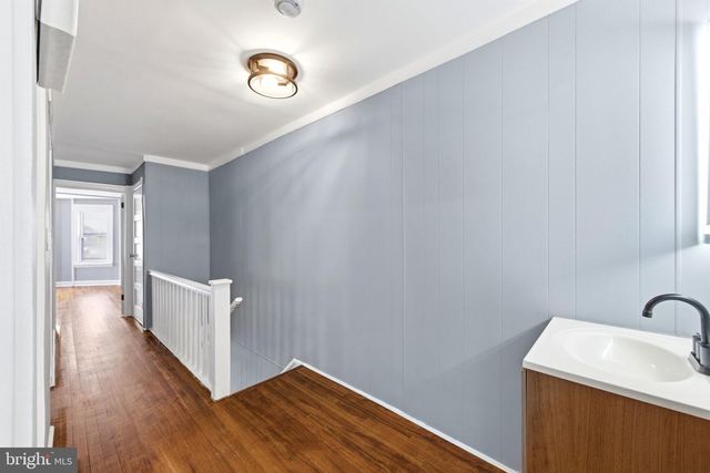 720 POWELL ST, Gloucester City, NJ 08030