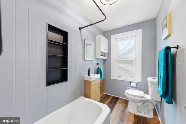 720 POWELL ST, Gloucester City, NJ 08030