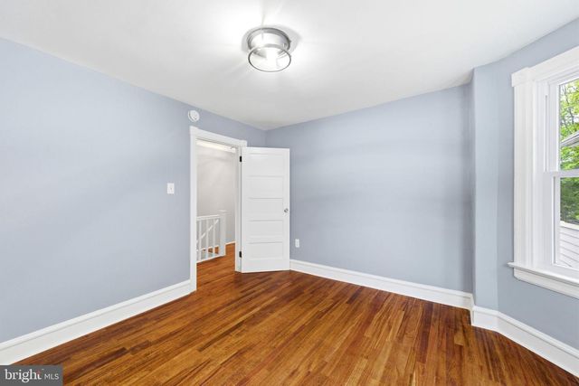 720 POWELL ST, Gloucester City, NJ 08030