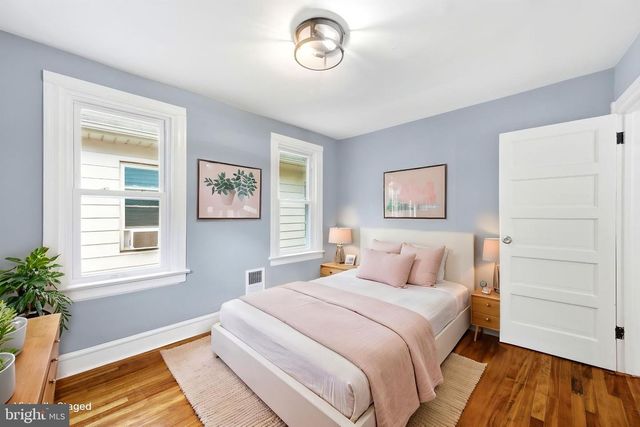 720 POWELL ST, Gloucester City, NJ 08030