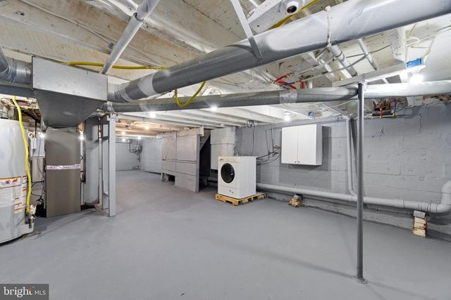 720 POWELL ST, Gloucester City, NJ 08030