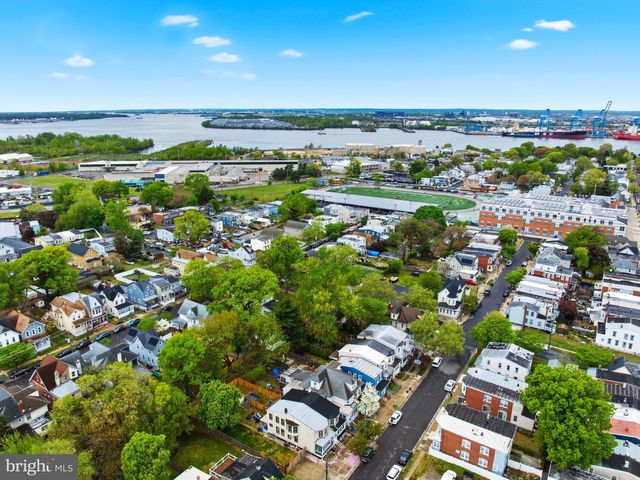 720 POWELL ST, Gloucester City, NJ 08030