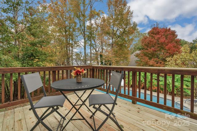 2805 Cross Tie Lane, Matthews, NC 28105