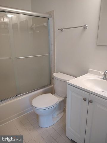 2869 SCHOOLHOUSE CIR, Silver Spring, MD 20902