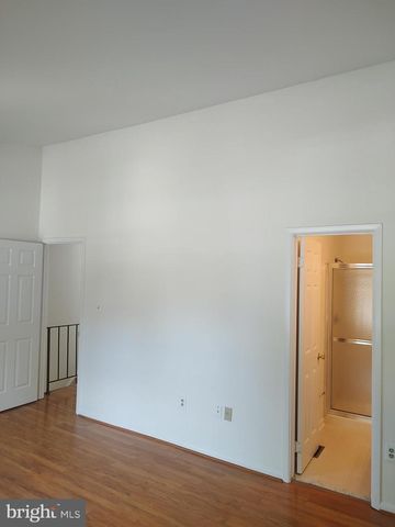 2869 SCHOOLHOUSE CIR, Silver Spring, MD 20902