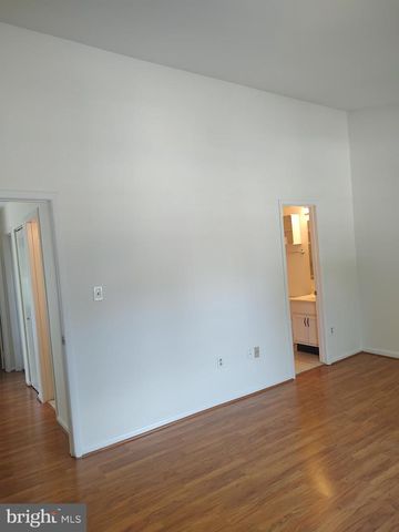 2869 SCHOOLHOUSE CIR, Silver Spring, MD 20902