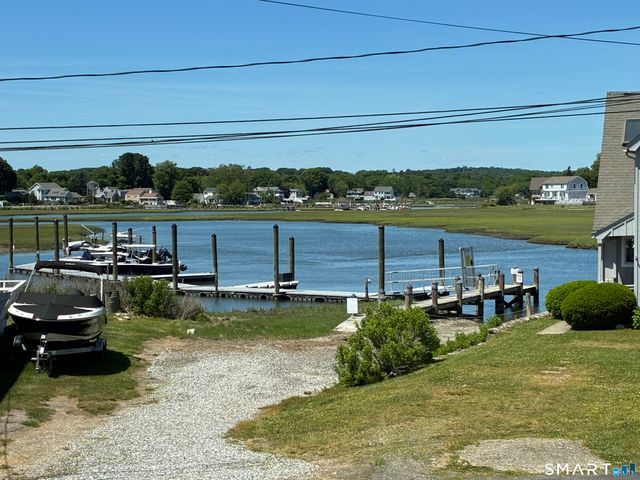 2 Buckingham Avenue, Old Saybrook, CT 06475