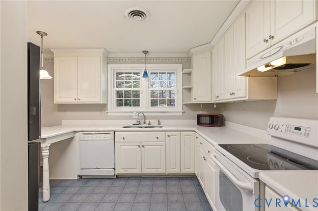 3900 Turner Woods Rd, Henrico, VA 23231