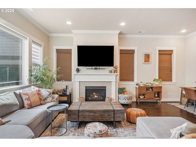 13372 Sw AUBERGINE Ter, Sherwood, OR 97140