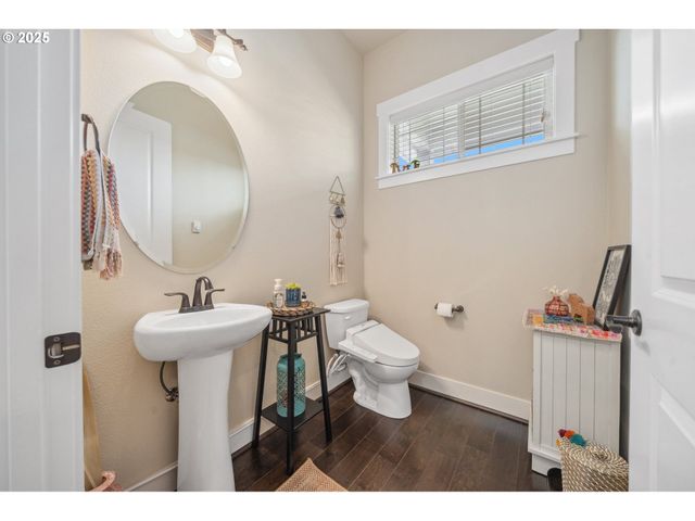 13372 Sw AUBERGINE Ter, Sherwood, OR 97140