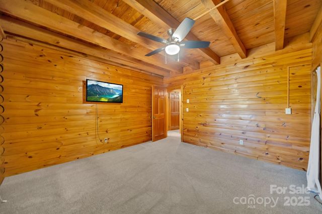 228 Marigold Lane, Hendersonville, NC 28792