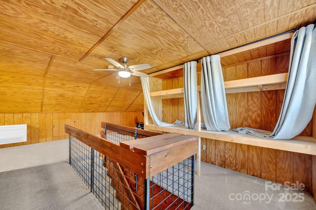228 Marigold Lane, Hendersonville, NC 28792