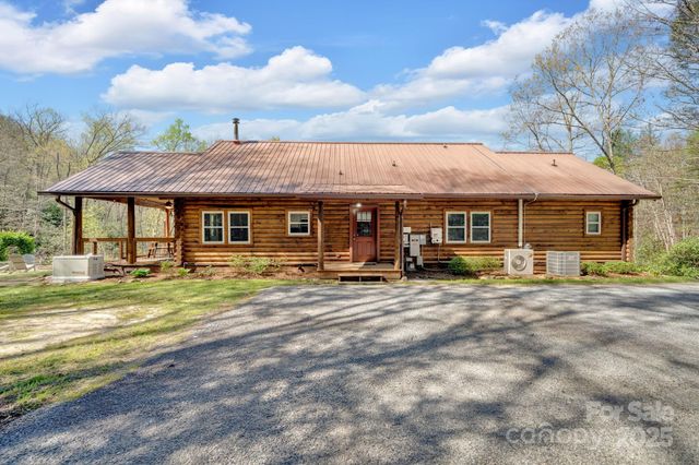 228 Marigold Lane, Hendersonville, NC 28792