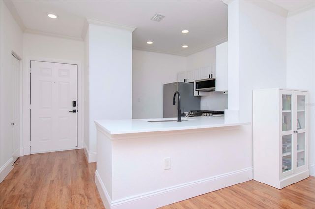 2732 VIA MURANO 524, Clearwater, FL 33764