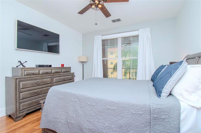 2732 VIA MURANO 524, Clearwater, FL 33764