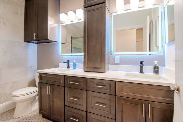 2732 VIA MURANO 524, Clearwater, FL 33764