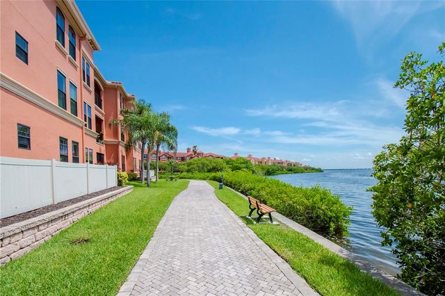 2732 VIA MURANO 524, Clearwater, FL 33764